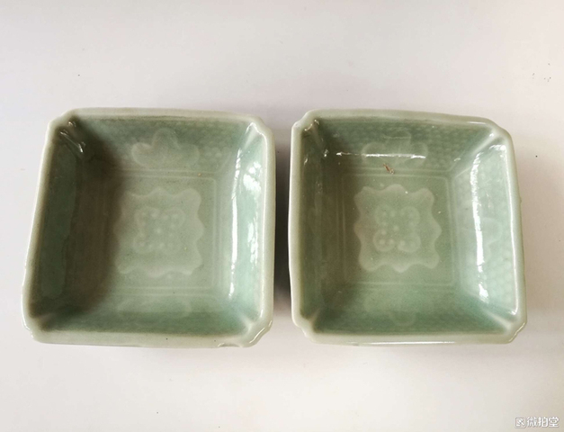 古玩陶瓷創匯時期青釉盤拍賣，當前價格4300元