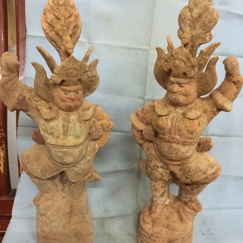 古玩陶瓷彩陶鎮墓神拍賣，當前價格13700元