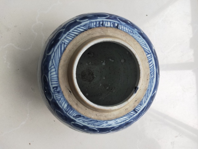 古玩陶瓷花間壽字紋青花罐拍賣,當前價格2000元