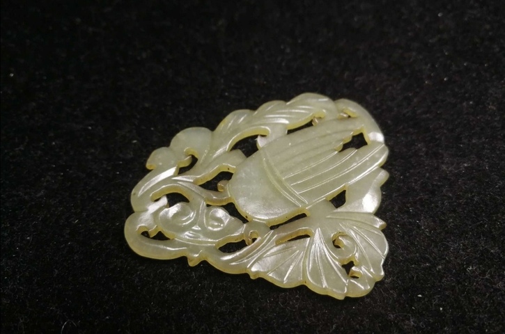 古玩玉器花片拍賣，當前價格12300元