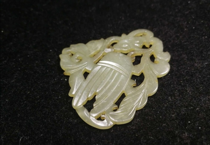 古玩玉器花片拍賣，當前價格12300元