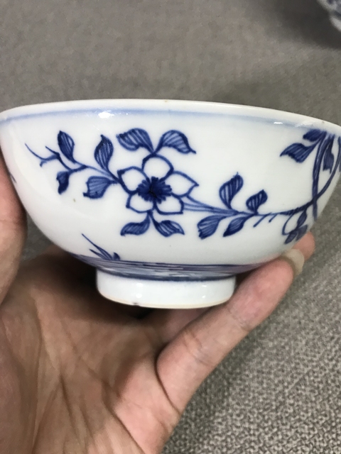 古玩陶瓷清早期青花白描桃花流水紋碗拍賣，當前價格6600元