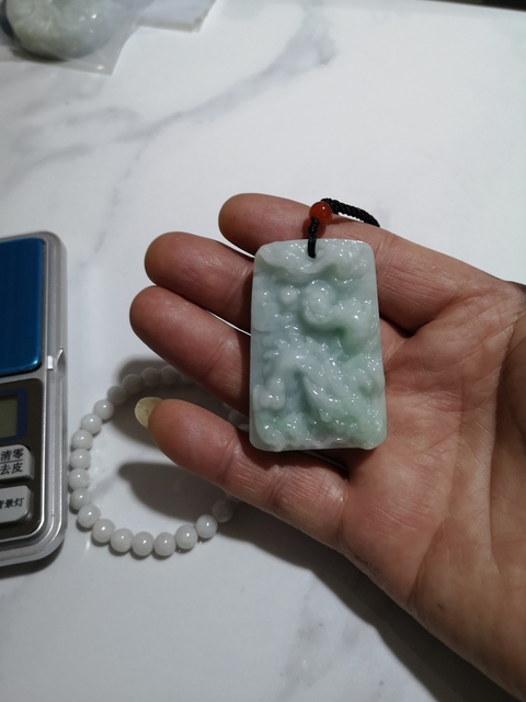 古玩玉器龍牌子拍賣，當前價格450元
