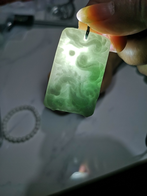 古玩玉器龍牌子拍賣，當前價格450元