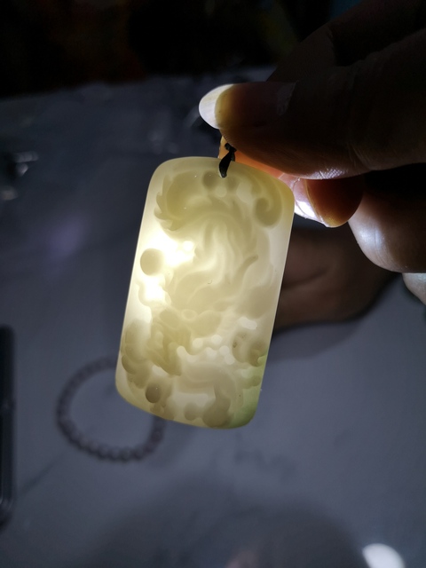 古玩玉器龍牌子拍賣,當前價格450元