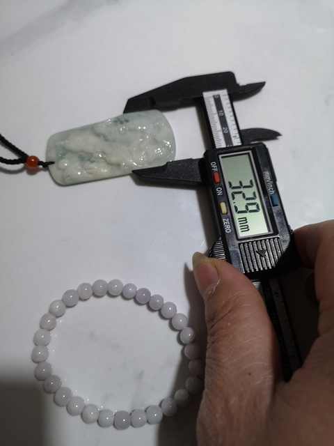 古玩玉器第九圖起三件一起，山水牌子拍賣，當前價格450元