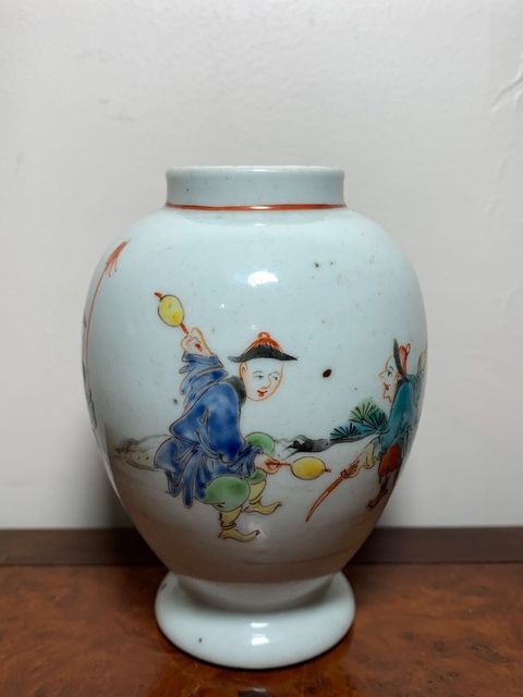 古玩陶瓷廣彩滿大人物故事紋蓋罐拍賣(mài)，當(dāng)前價(jià)格13800元