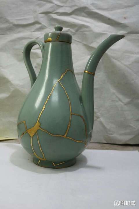 古玩陶瓷龍泉釉壺拍賣，當前價格3300元