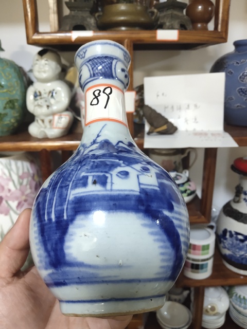 古玩陶瓷青花山水紋鼓頸瓶拍賣，當前價格13500元