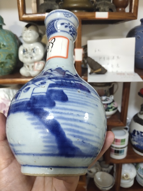 古玩陶瓷青花山水紋鼓頸瓶拍賣，當前價格13500元
