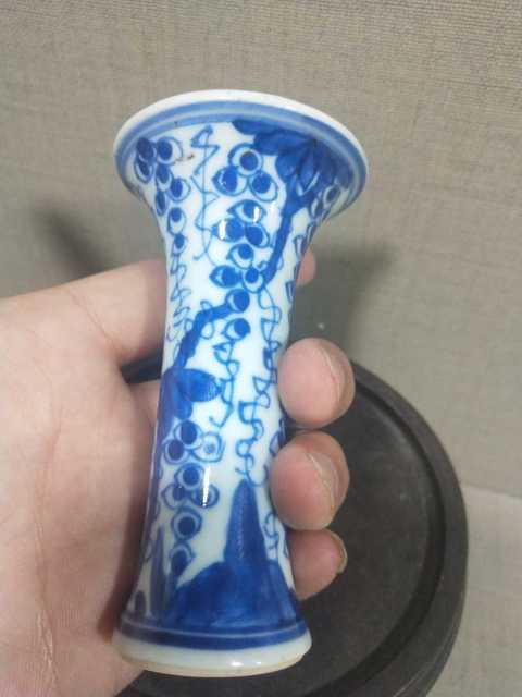 古玩陶瓷青花花觚拍賣(mài)，當(dāng)前價(jià)格4800元