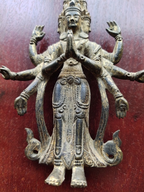 古玩雜項銅鎏金十一面觀音像拍賣，當前價格7000元