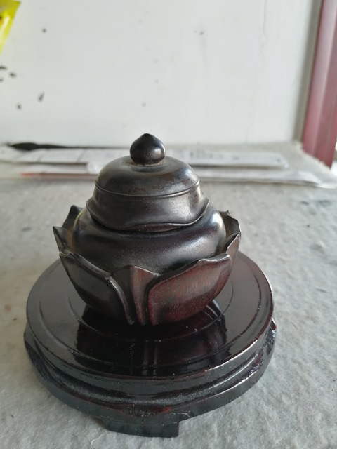 古玩雜項紫檀木雕刻蓮花型小罐拍賣，當前價格3800元