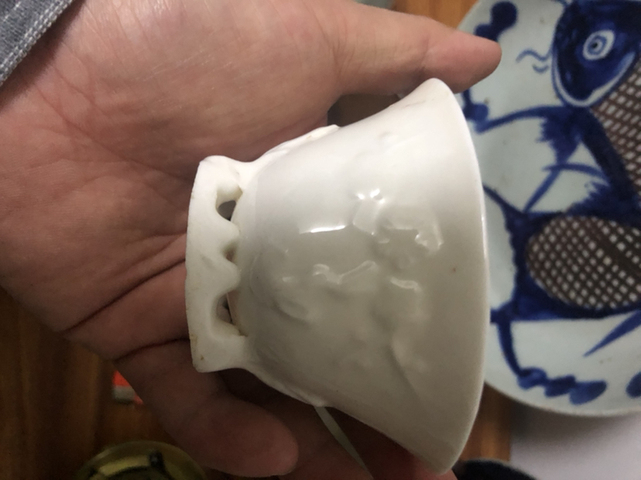 古玩陶瓷白釉梅花杯拍賣，當前價格7000元