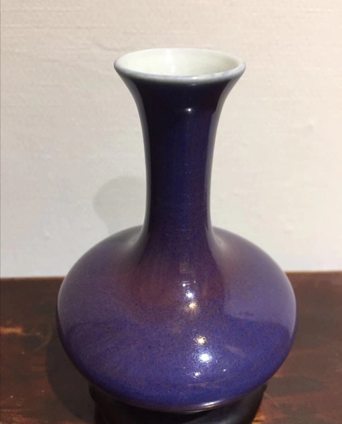 古玩陶瓷此荸薺瓶拍賣，當前價格11000元