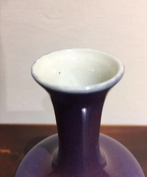 古玩陶瓷此荸薺瓶拍賣，當前價格11000元