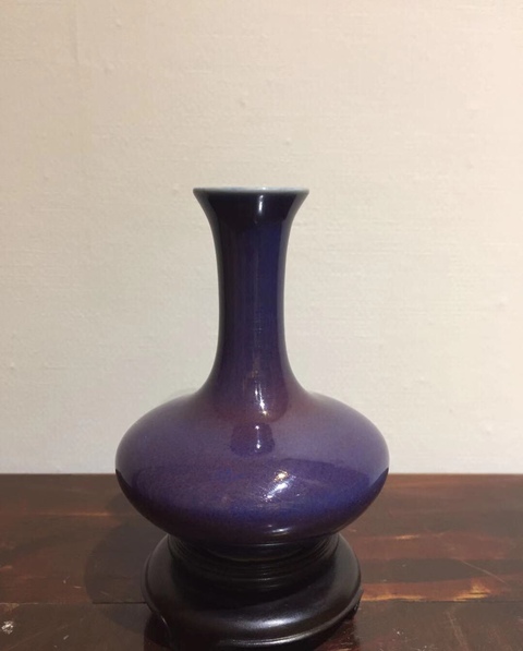 古玩陶瓷此荸薺瓶拍賣，當前價格11000元