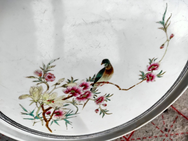 古玩陶瓷粉彩花鳥紋圓盤拍賣，當前價格12000元