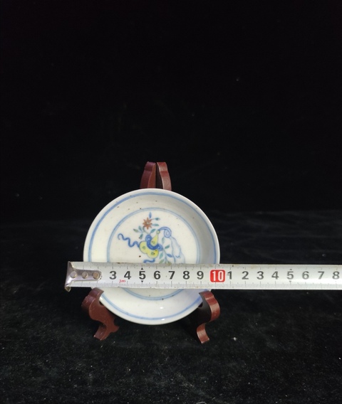 古玩陶瓷粉彩折枝花卉紋盤拍賣，當前價格2560元