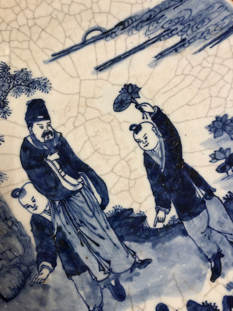 古玩陶瓷青花盤(pán)拍賣，當(dāng)前價(jià)格11000元