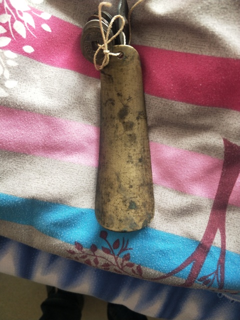 古玩銅器鞋拔拍賣，當前價格13000元