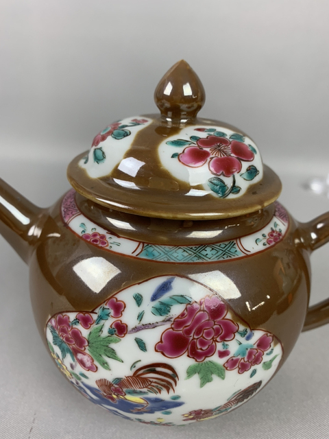 古玩陶瓷雍正醬釉粉彩富貴加官圖執(zhí)壺拍賣，當(dāng)前價(jià)格10000元