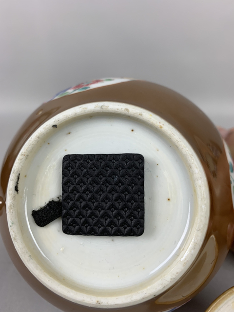 古玩陶瓷雍正醬釉粉彩富貴加官圖執(zhí)壺拍賣，當(dāng)前價(jià)格10000元