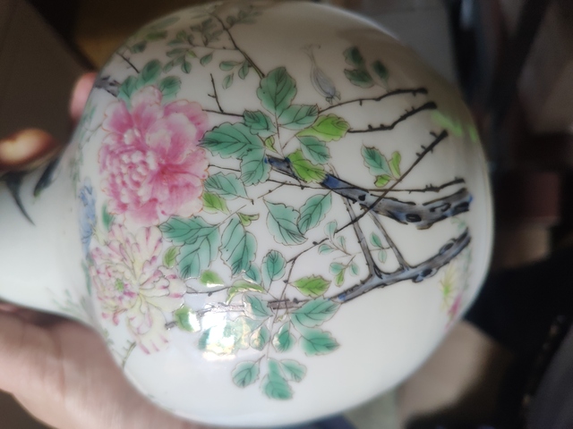 古玩陶瓷粉彩瓶拍賣，當前價格7000元