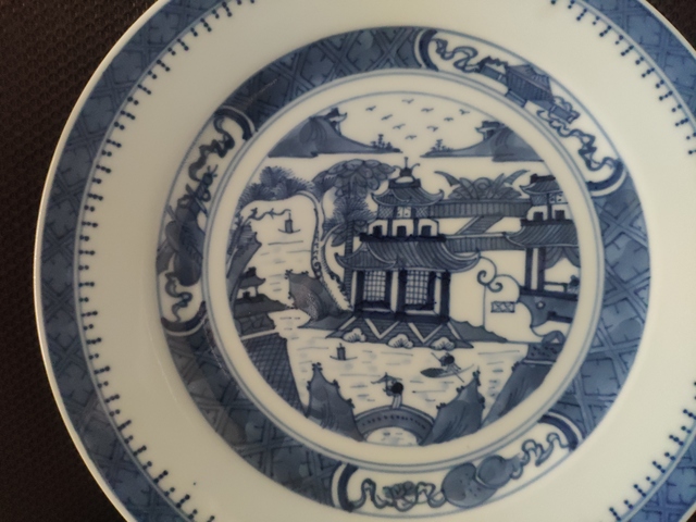 古玩陶瓷青花盤拍賣，當前價格11000元