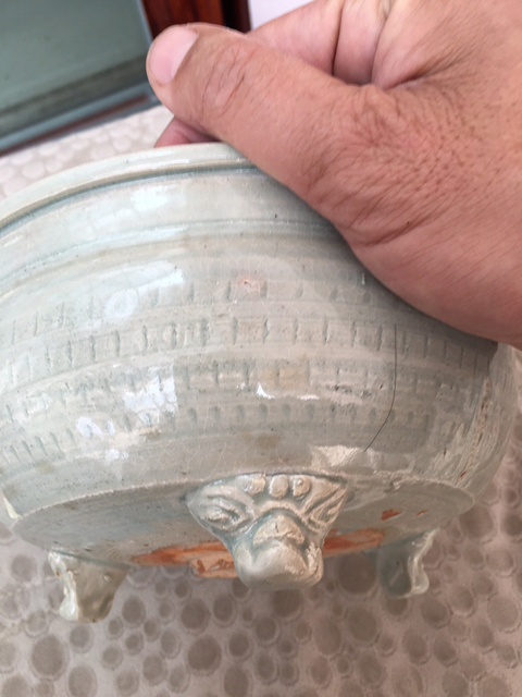 古玩陶瓷三足爐拍賣，當前價格4000元