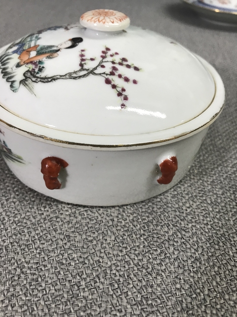 古玩陶瓷粉彩桃花美女紋一品鍋拍賣，當(dāng)前價格4000元