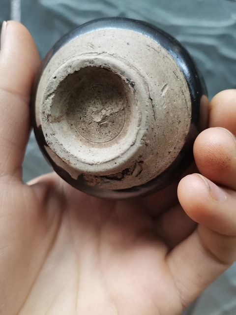 古玩陶瓷雞心罐拍賣，當前價格3000元