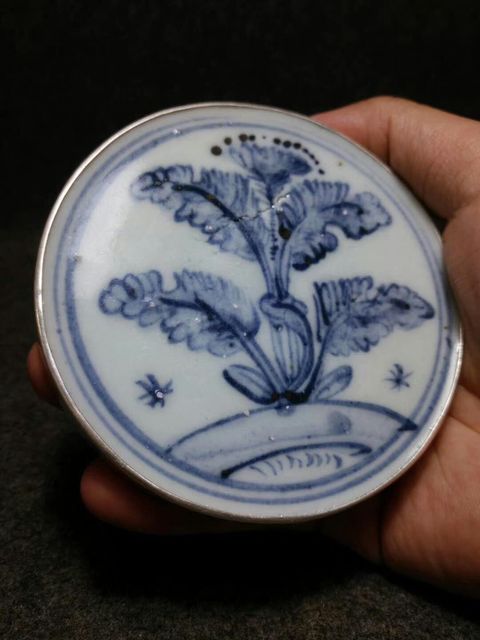 古玩陶瓷瓷片改制茶墊拍賣，當前價格2000元