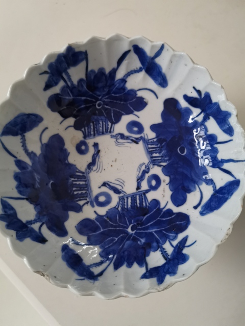 古玩陶瓷清光緒青花蓮池鴛鴦紋菊瓣高足碗一對拍賣，當前價格3690元