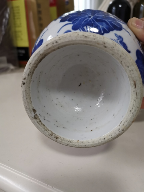 古玩陶瓷清光緒青花蓮池鴛鴦紋菊瓣高足碗一對拍賣，當前價格3690元