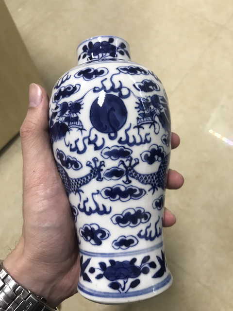 古玩陶瓷雞腿蓋瓶拍賣，當(dāng)前價(jià)格8000元