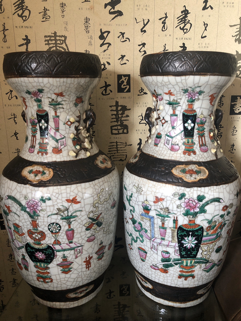 古玩陶瓷粉彩博古花卉紋瓶拍賣，當前價格7800元