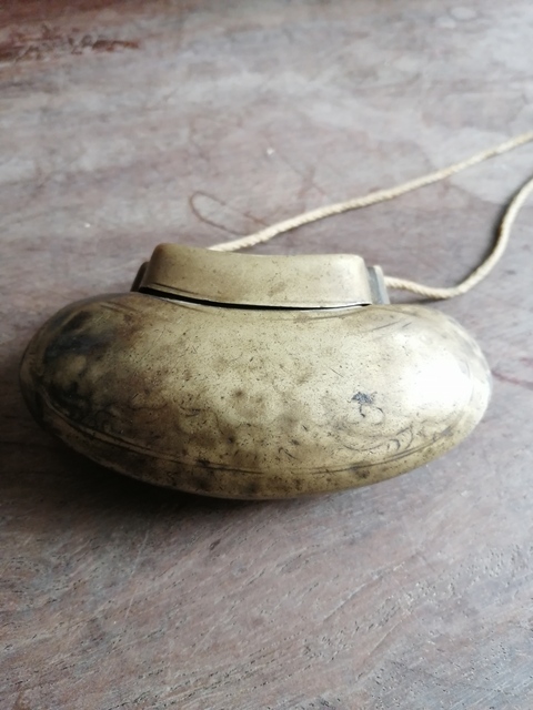 古玩銅器穿帶銅壺拍賣，當前價格7000元