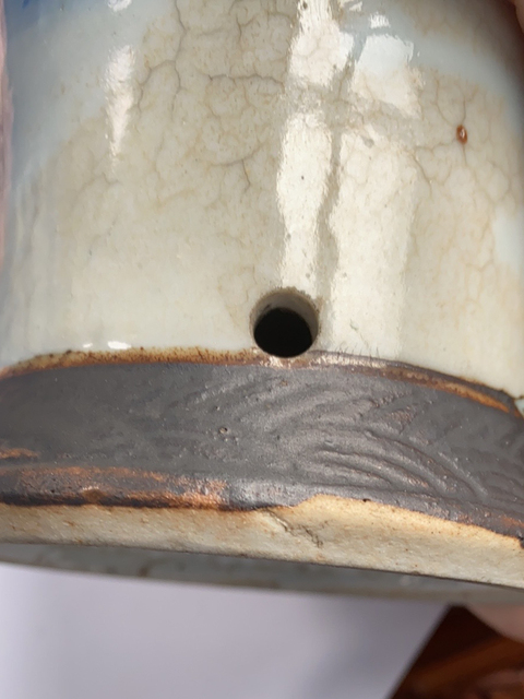 古玩陶瓷哥釉地青花瓶拍賣，當(dāng)前價格6800元