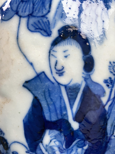 古玩陶瓷哥釉地青花瓶拍賣，當(dāng)前價格6800元