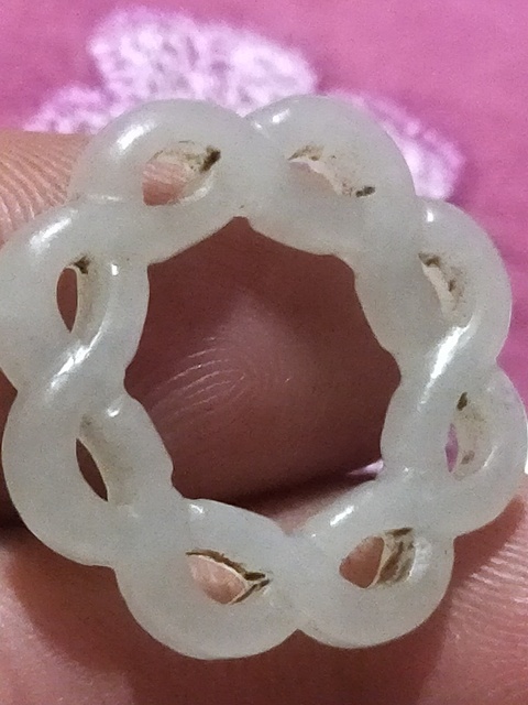 古玩玉器清代和田白玉絞絲環(huán)拍賣，當(dāng)前價格8000元