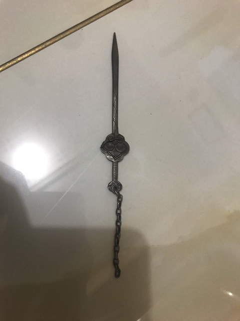 古玩雜項(xiàng)銀質(zhì)寶劍掛飾拍賣(mài)，當(dāng)前價(jià)格3999元