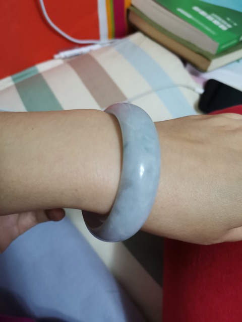 古玩玉器翡翠手鐲拍賣，當前價格8000元