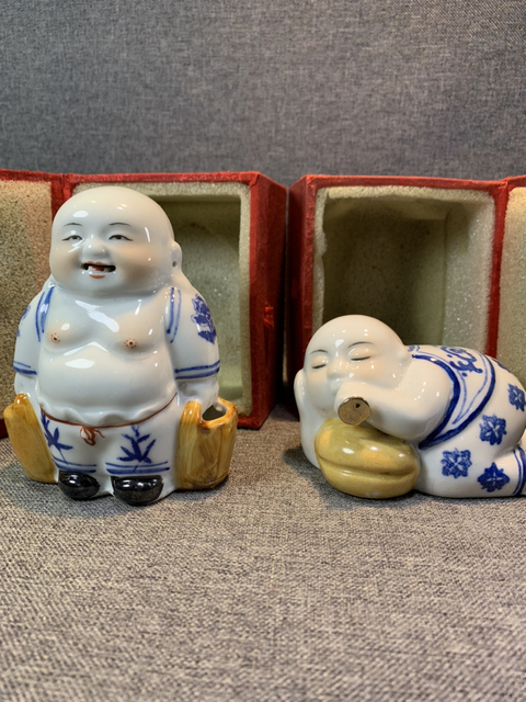 古玩陶瓷【紫煙閣】和尚擺件拍賣,當(dāng)前價(jià)格98元