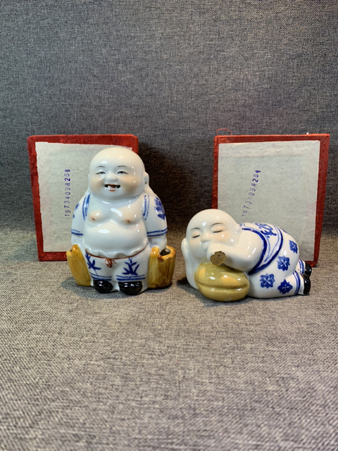 古玩陶瓷【紫煙閣】和尚擺件拍賣,當(dāng)前價(jià)格98元