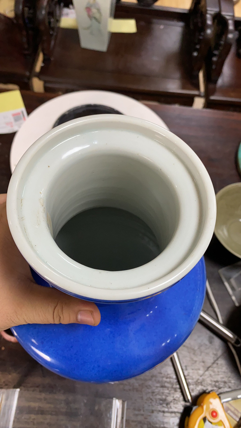 古玩陶瓷清康熙灑藍釉棒槌瓶拍賣，當前價格8250元