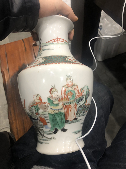 古玩陶瓷五彩瓶拍賣，當前價格7560元