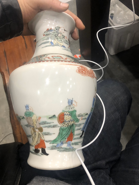 古玩陶瓷五彩瓶拍賣，當前價格7560元