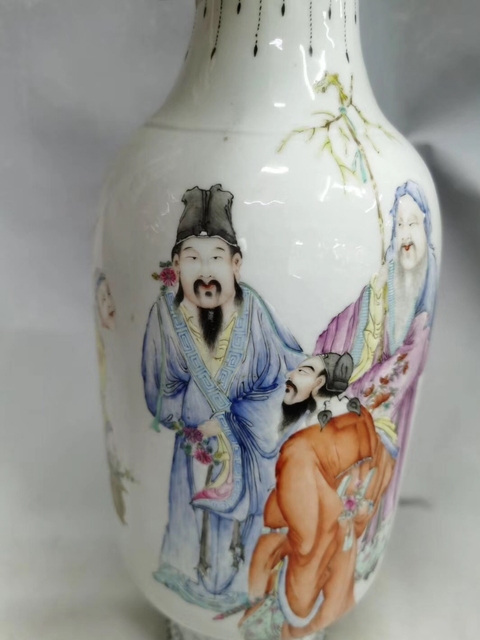 古玩陶瓷粉彩人物故事紋大瓶拍賣，當(dāng)前價格10500元