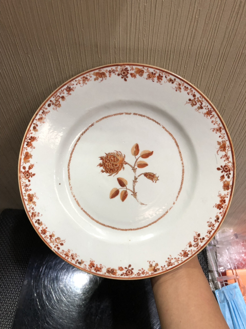 古玩陶瓷清乾隆花卉紋盤拍賣,當前價格1000元